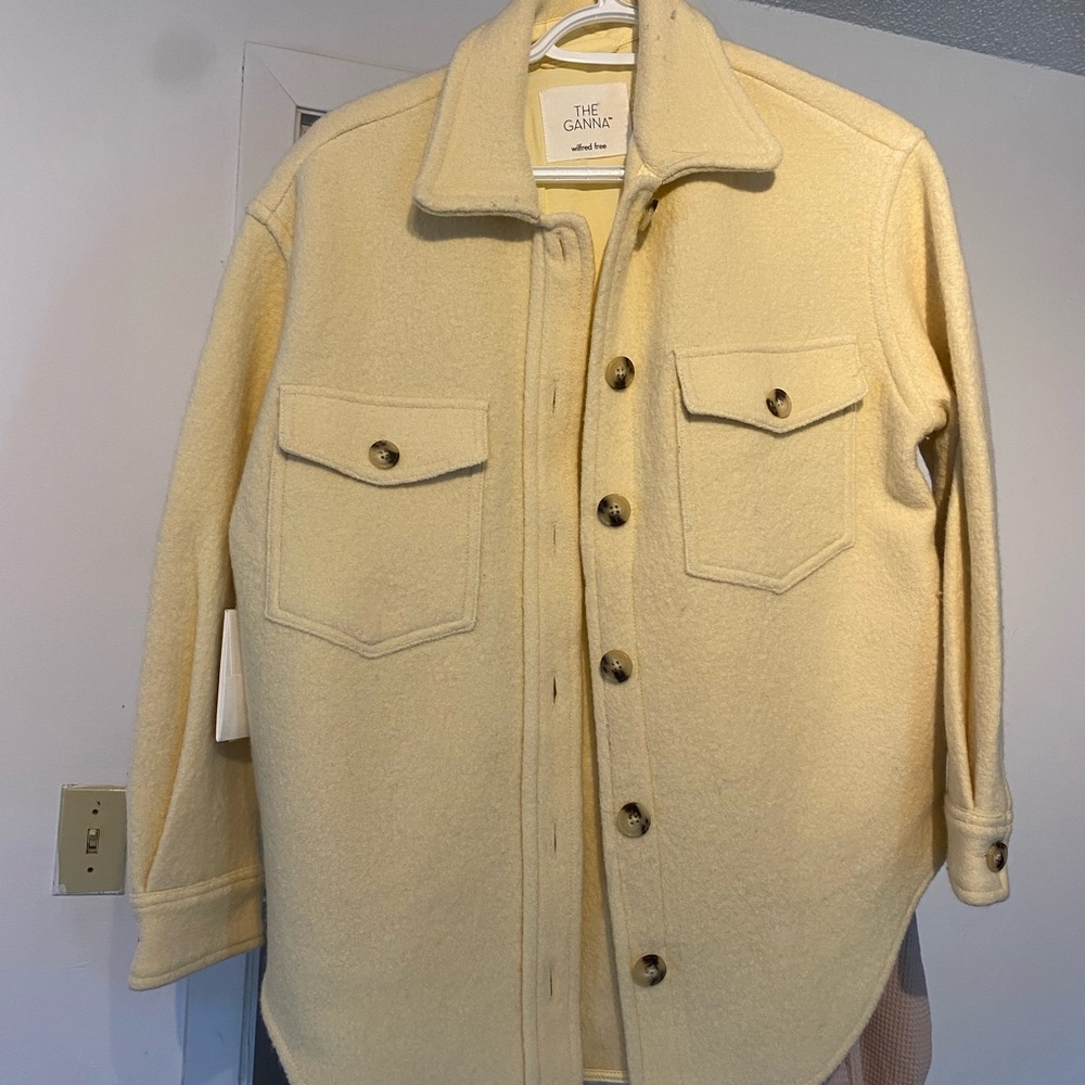 Wilfred butter yellow Jacket